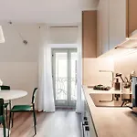 Apartment Loft Monti By Quokka 360 - Cozy 10 Min Walk From Centre *