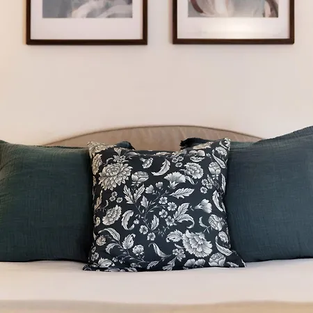 Loft Monti By Quokka 360 - Cozy 10 Min Walk From Centre *