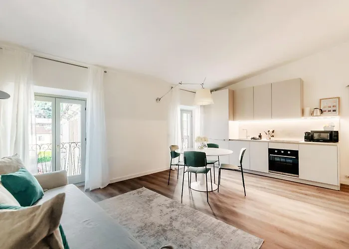 Loft Monti By Quokka 360 - Cozy 10 Min Walk From Centre 科莫