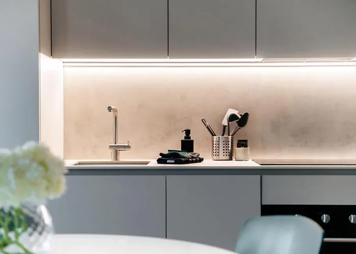 Loft Monti By Quokka 360 - Cozy 10 Min Walk From Centre Apartment *