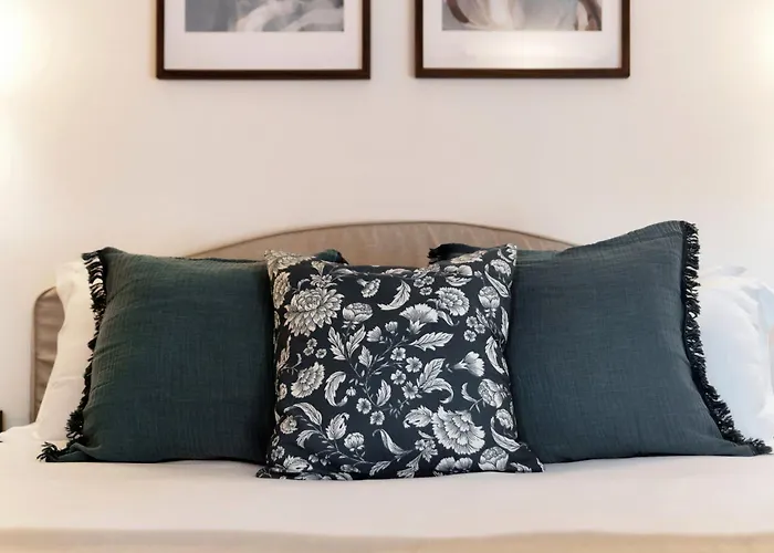 Loft Monti By Quokka 360 - Cozy 10 Min Walk From Centre *