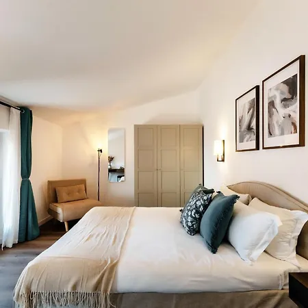 Loft Monti By Quokka 360 - A 10 Min Walk From The Como's Centre شقة كومو